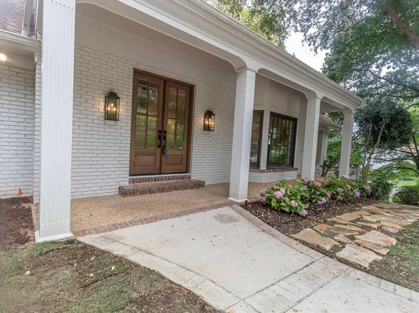 321 Vesclub Dr, Vestavia Hills, AL 35216