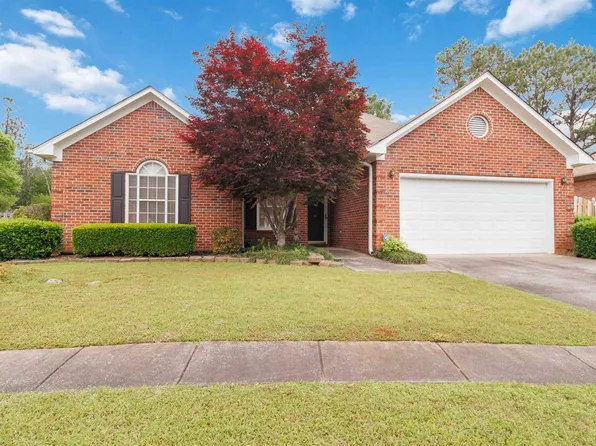 424 Old Brook Cir, Birmingham, AL 35242