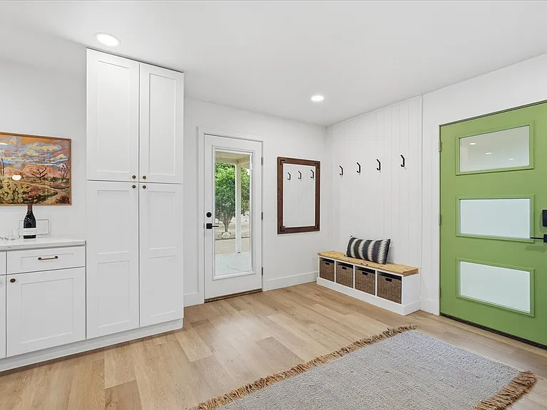 1709 N 74th Pl — Photo 3