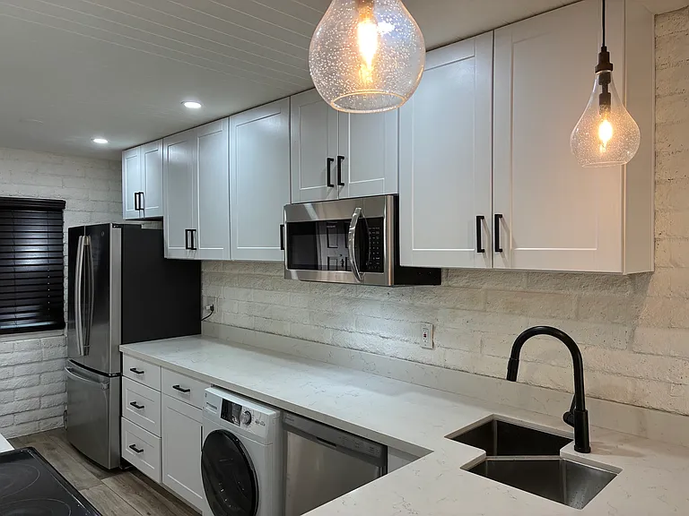 3002 N 32nd St #19 — Photo 5