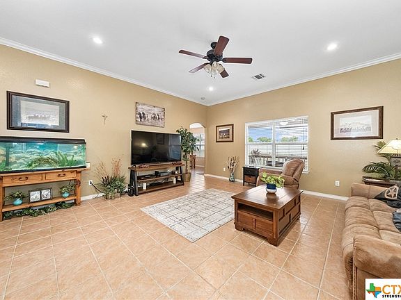 5th image of 2016 Sungate Dr