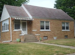 107 N Evergreen St, Onarga, IL 60955