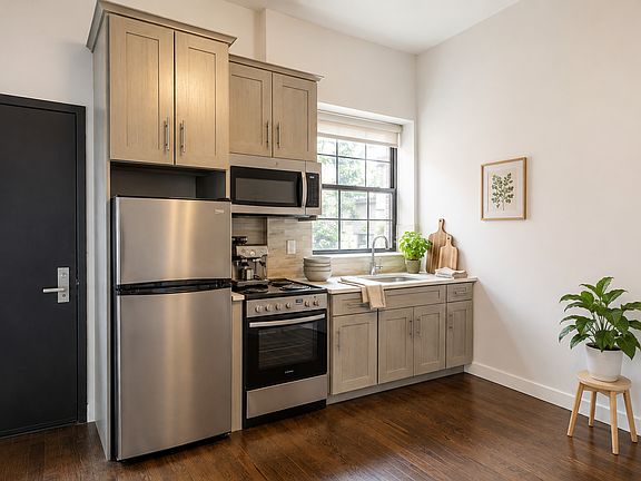 2nd image of 1111 Clarkson Ave #2D