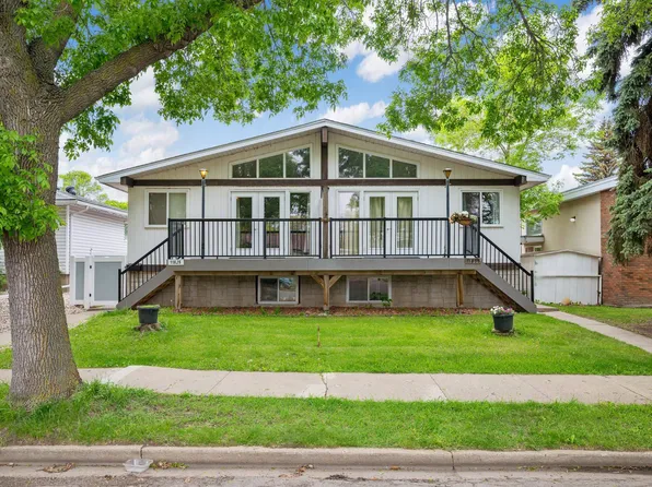 11828 & 11830 45th St NW, Edmonton, AB T5W 2T4