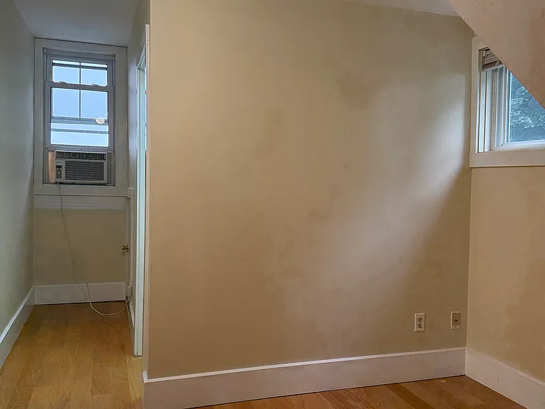 15 Colonial Rd #2 — Photo 14