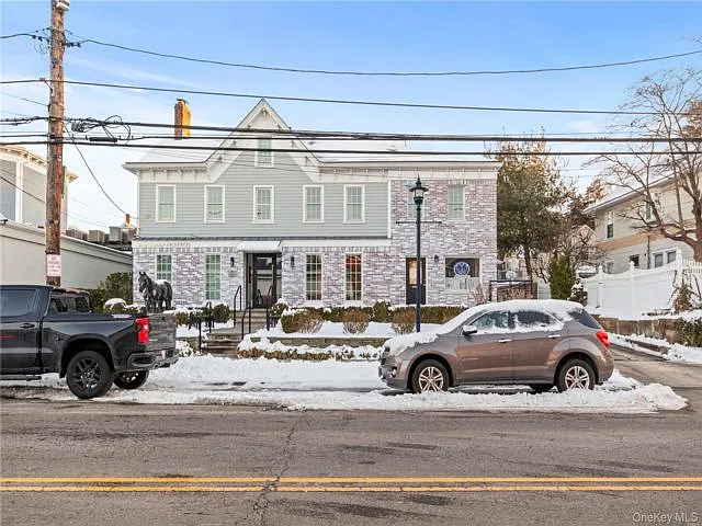71 W Main St #2B — Photo 8