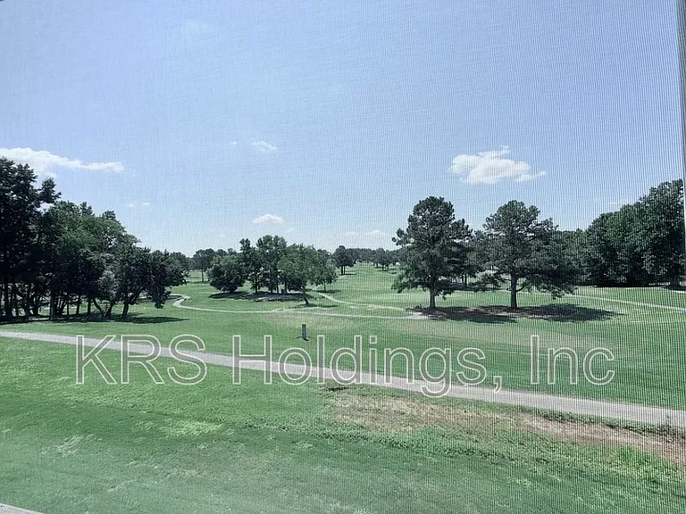 849 Parc Townes Dr — Photo 15