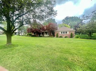 13330 Haverhill Dr, Plymouth, MI 48170