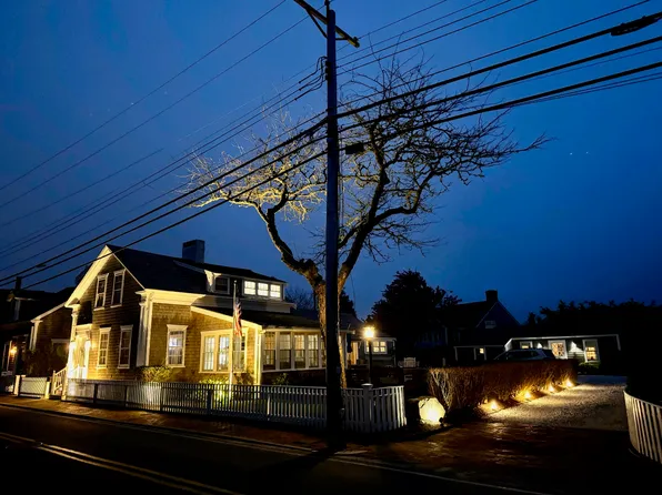 38 Cliff Rd, Nantucket, MA 02554