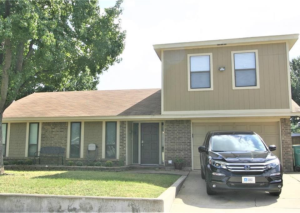1st image of 514 Price Dr