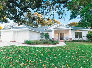 413 York St, Gulf Breeze, FL 32561