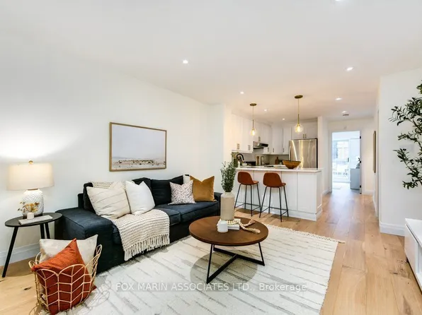 33 Massey St #4, Toronto, ON M6J 3W4