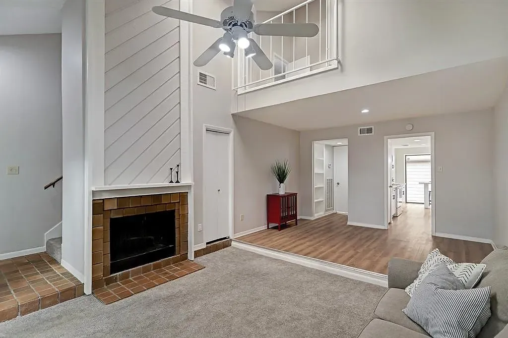 3 bed, 1440 sqft, $2,450 — Photo 3