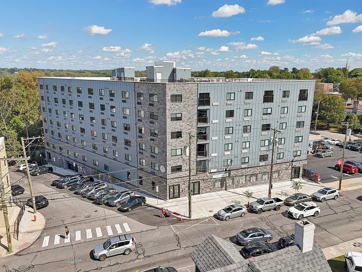 Building Photo - Emerald Heights