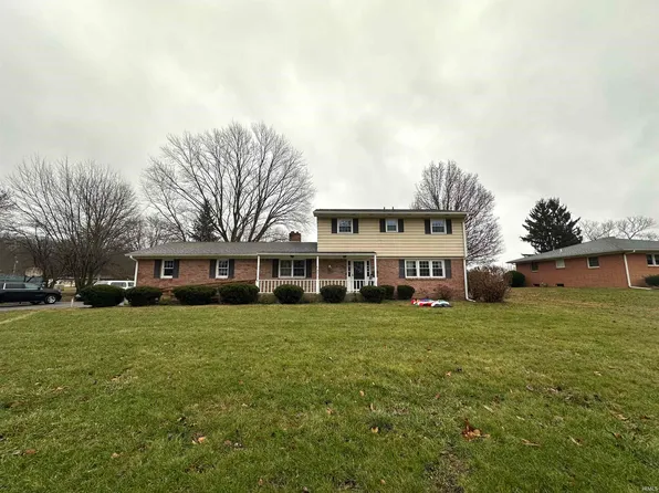 620 Woodside Dr, Logansport, IN 46947