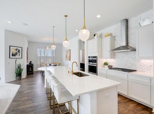 10399 Elm Ln, Rogers, MN 55374