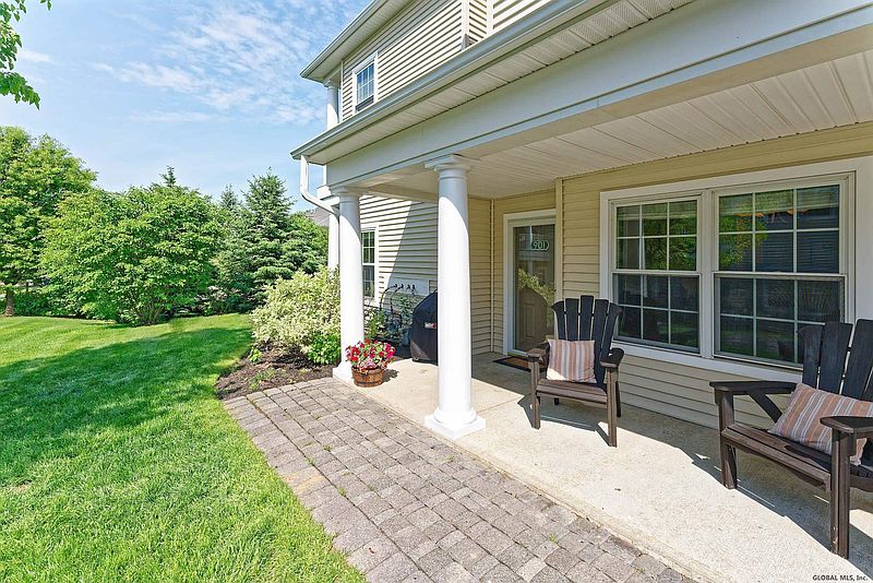 4th image of 901 VLY POINTE Drive