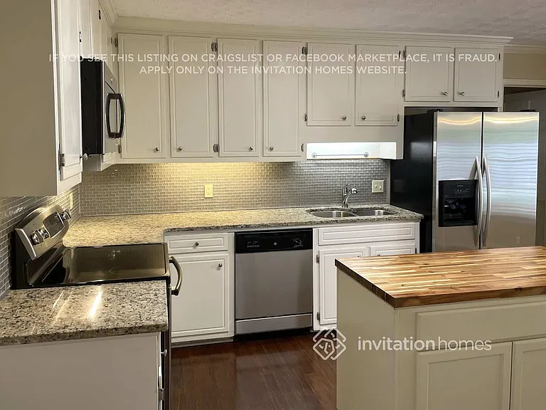 3761 Apple Way — Photo 6