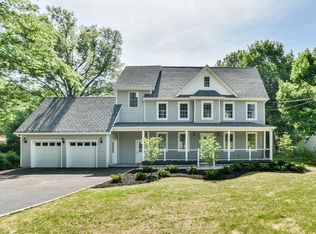 160 S Highland Ave, Pearl River, NY 10965