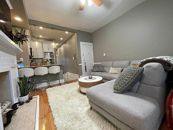2nd image of 73 Garden St APT 4R