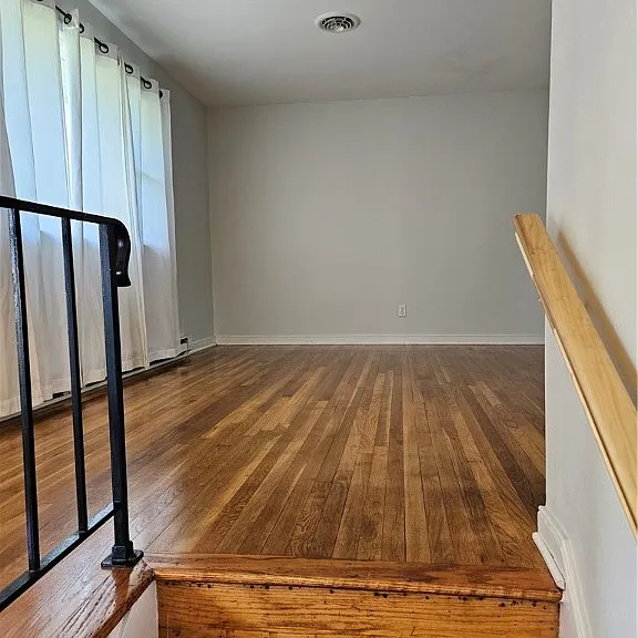 10103 Kexby Rd — Photo 2