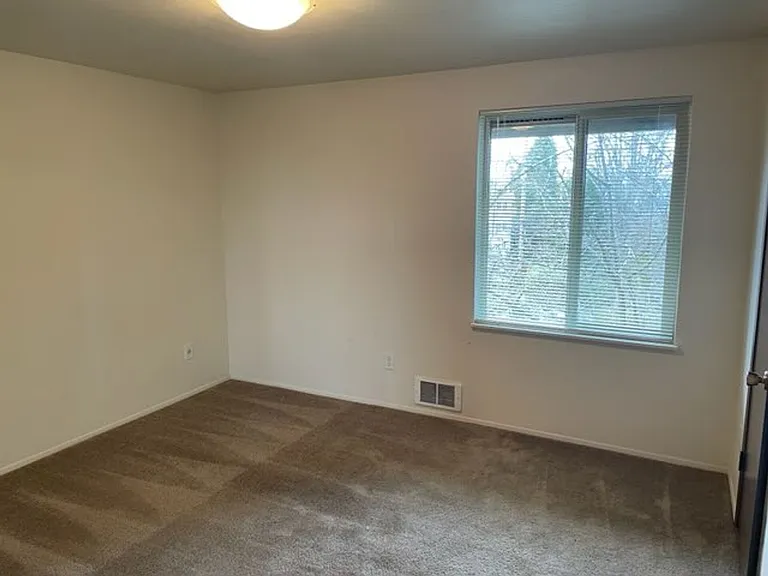 Fairmont Terrace — Photo 8