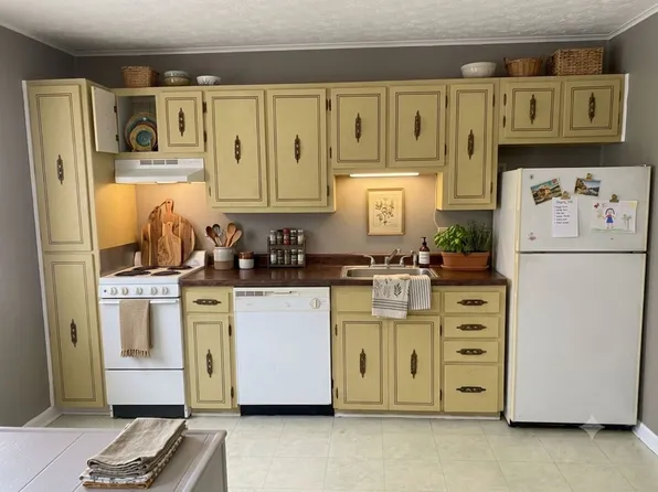 Crestview, 800 Crestview Dr #7, Greeneville, TN 37745