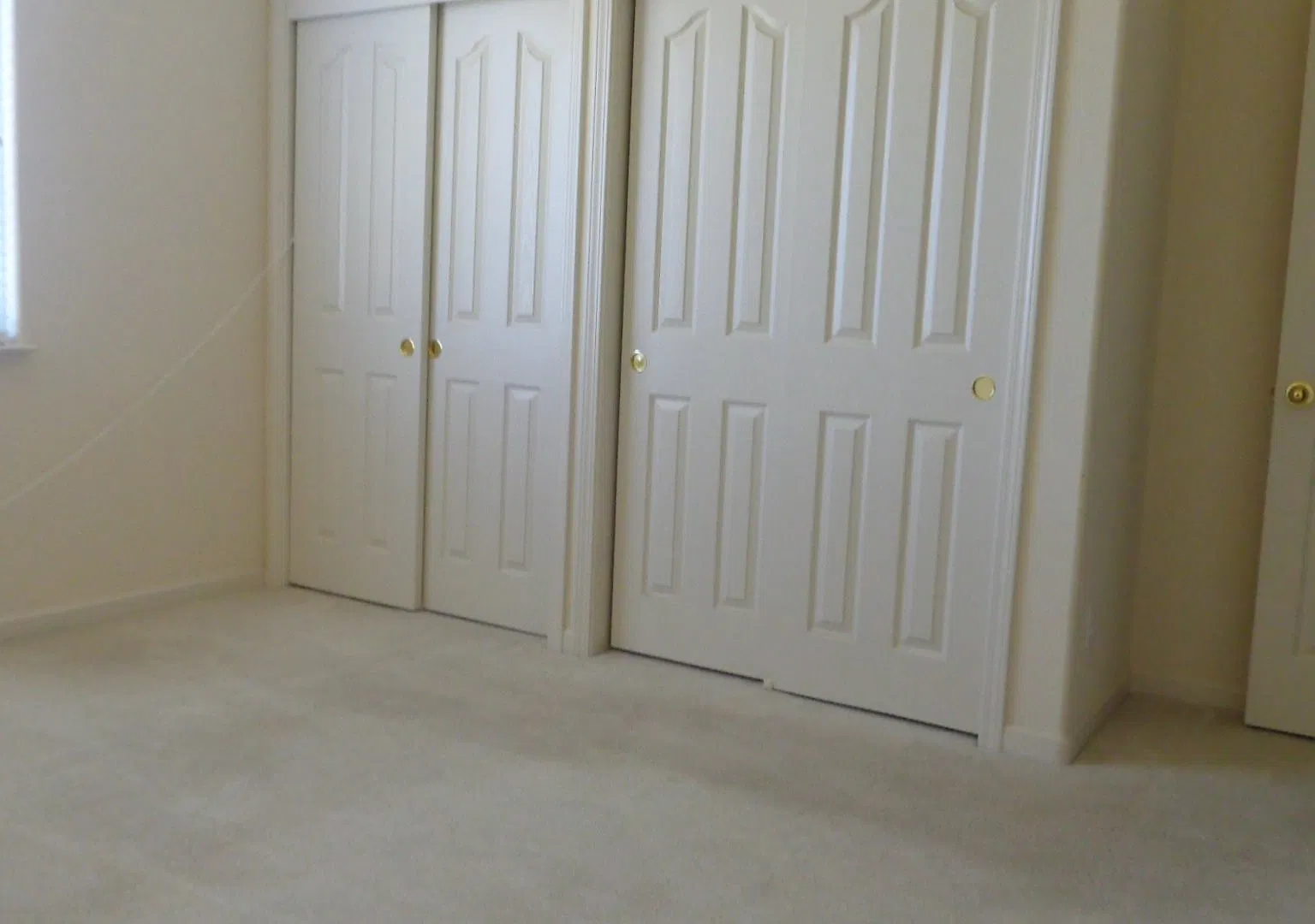 Spacious 4 Bedroom Home — Photo 1