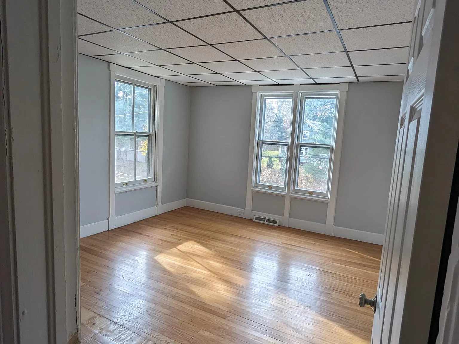 184 S Cherry St — Photo 4