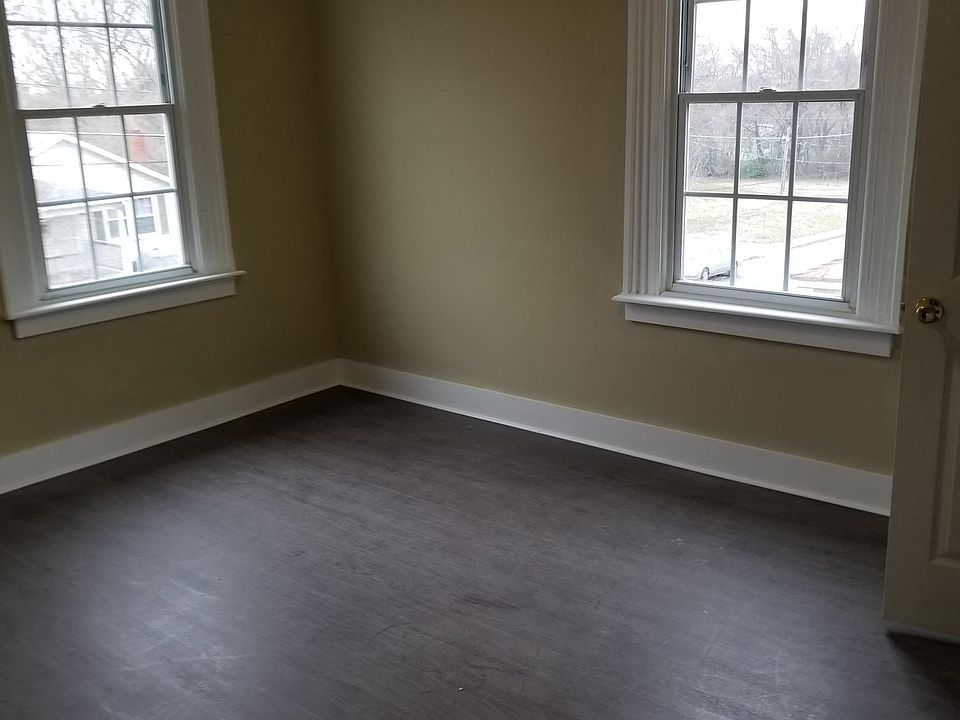 2nd image of 741 Harding St #B