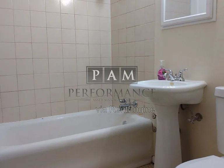 3835 N Humboldt Blvd #5 — Photo 9