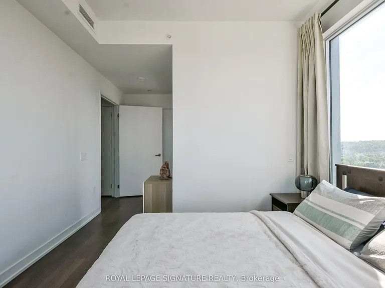 39 Mary St #1505 — Photo 14