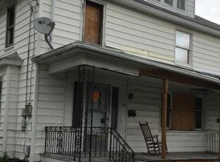 16 Crescent Rd, Plains, PA 18705