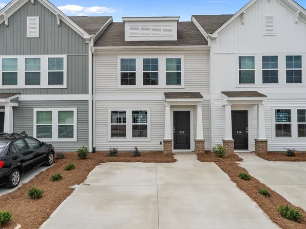 658 Blossom Run, Spartanburg, SC 29307