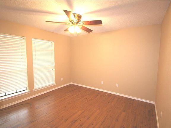 5th image of 2401 Schooner Dr