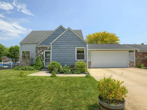 46484 Jefferson Ave, Chesterfield, MI 48047