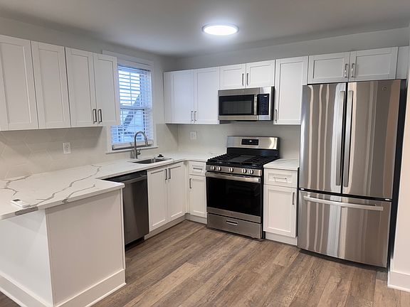 3rd image of 2301 Haverford Rd #2301D