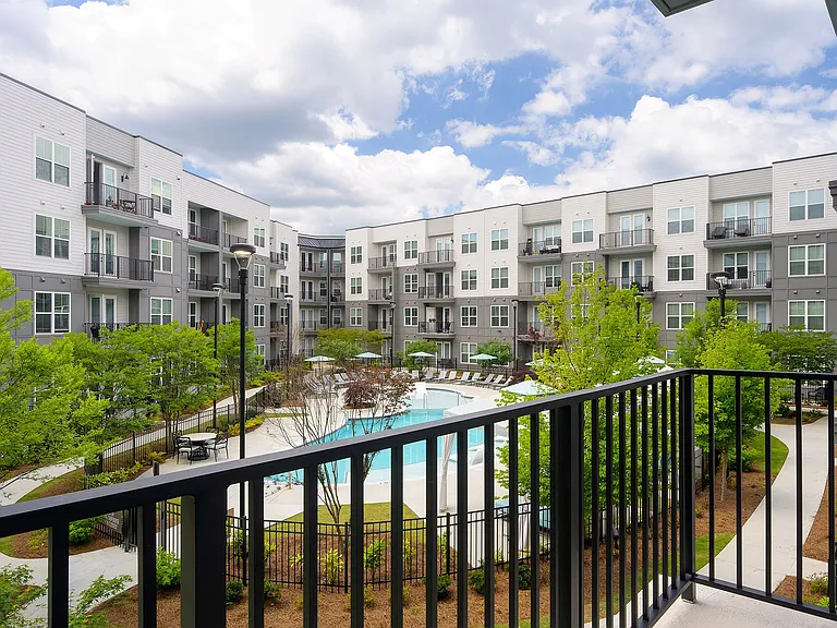 The Tomlin Luxury Apartments — Photo 26