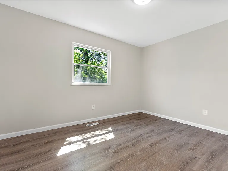 14524 Fox Chase Dr — Photo 7