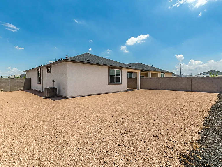 103 S Collier Ln — Photo 32