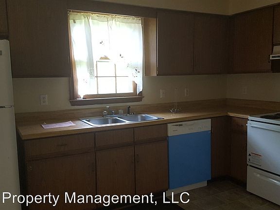 4th image of 106 Daniel St APT D