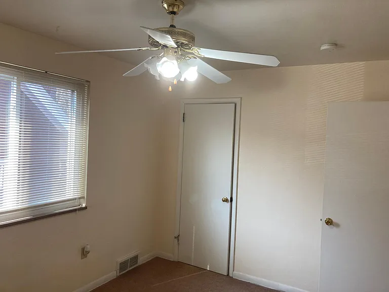 Bedroom #1