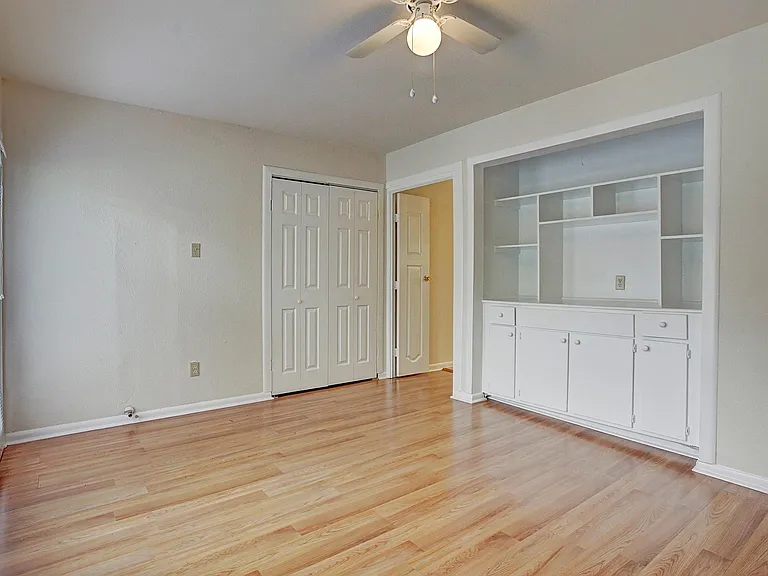 2202 Park St #8 — Photo 7