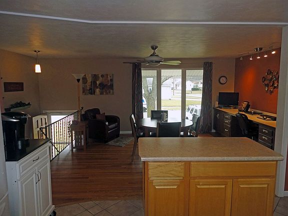 2nd image of 2608 Prescott Dr