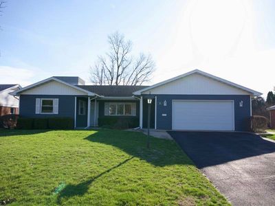 308 Granada Rd, Bloomington, IL, 61701