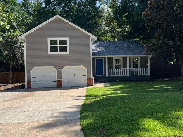 204 Groveland Dr, Peachtree City, GA 30269