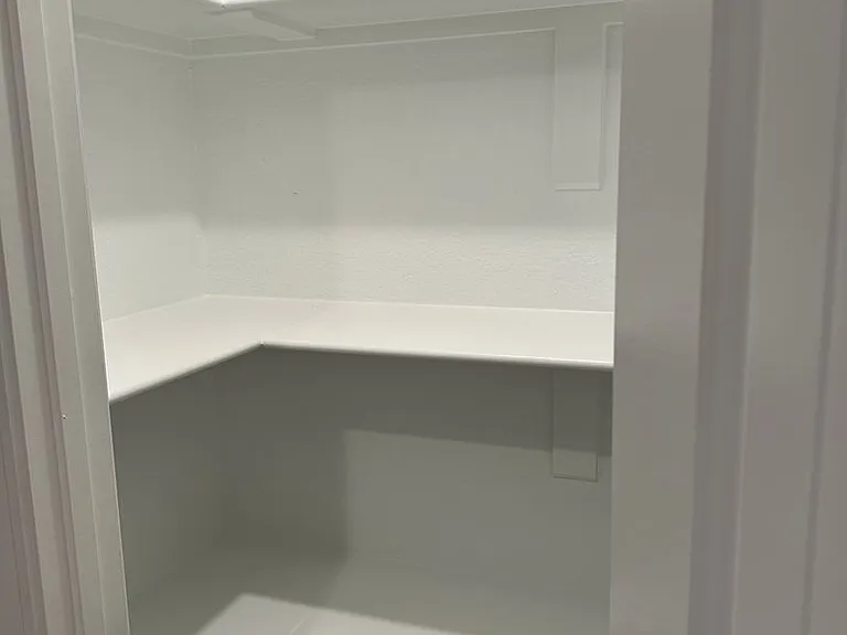 205 Logan Dr — Photo 9