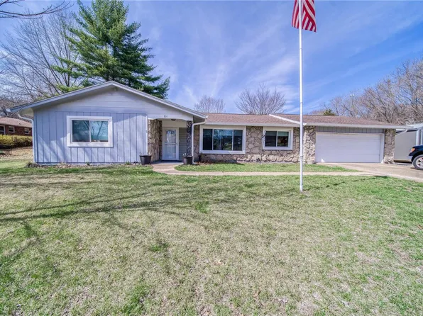 301 Summit Ave, Waynesville, MO 65583