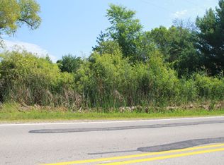 2596 Northwood Rd, Suamico, WI 54313