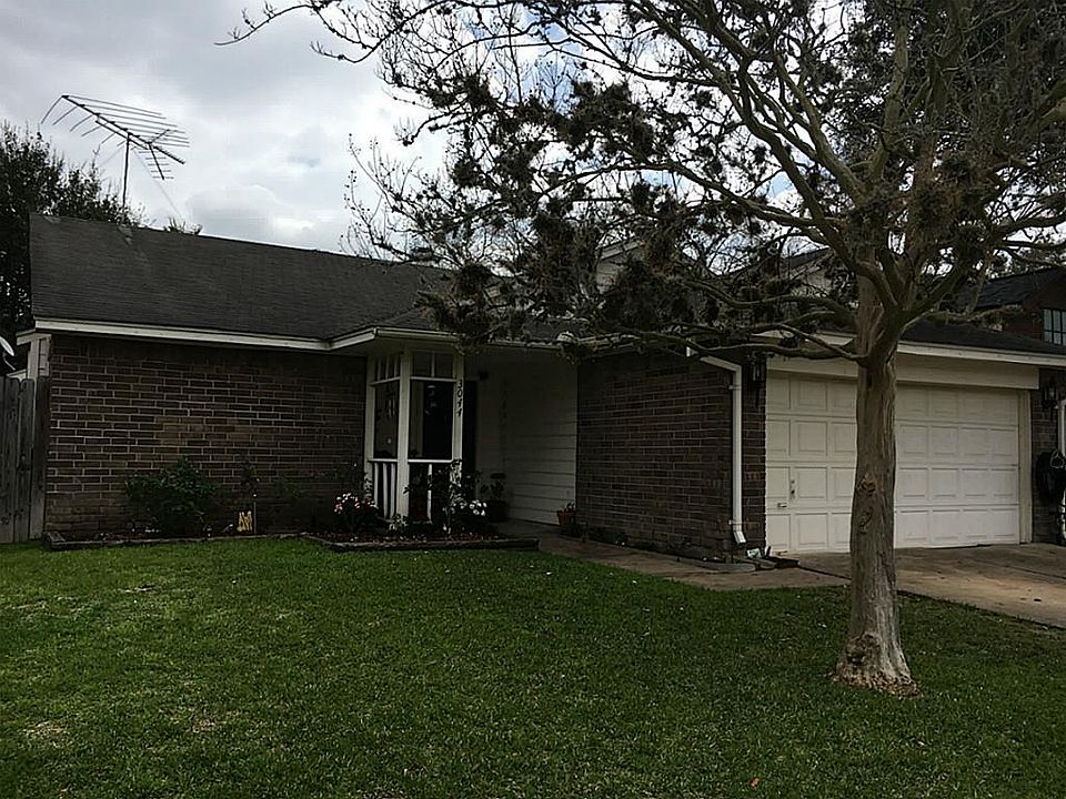 1st image of 3044 Walnut Springs Dr